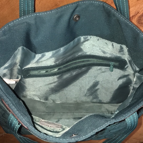 Super cute purse - Picture 3 of 4